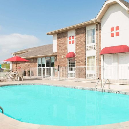 Boarders Inn And Suites By Cobblestone Lamar Missouri Экстерьер фото