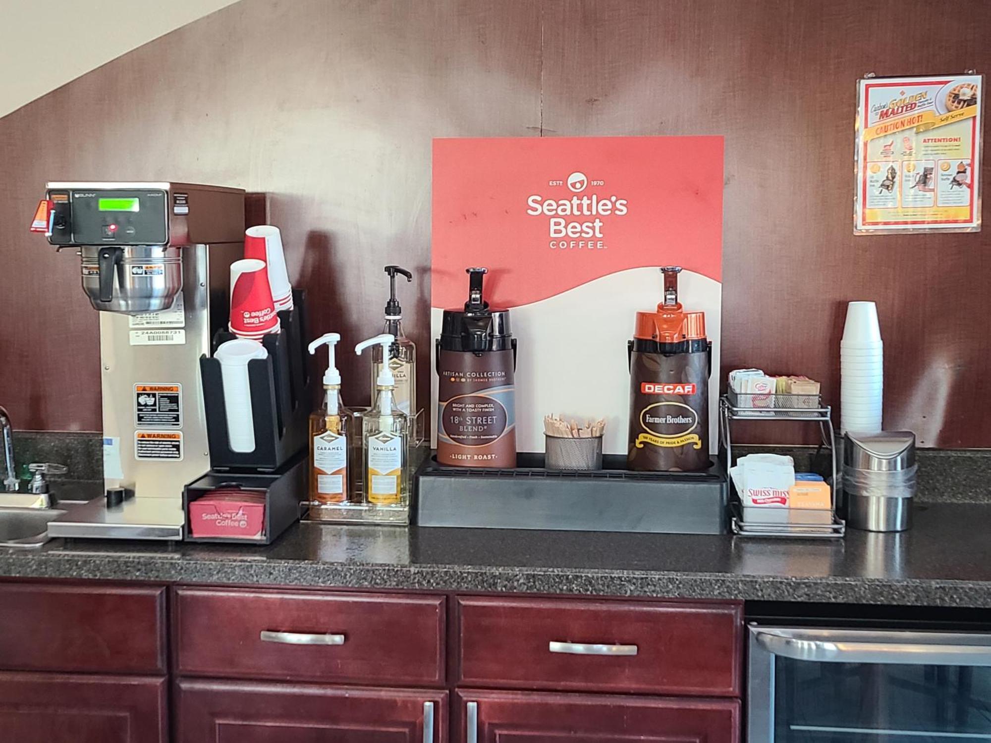 Boarders Inn And Suites By Cobblestone Lamar Missouri Экстерьер фото