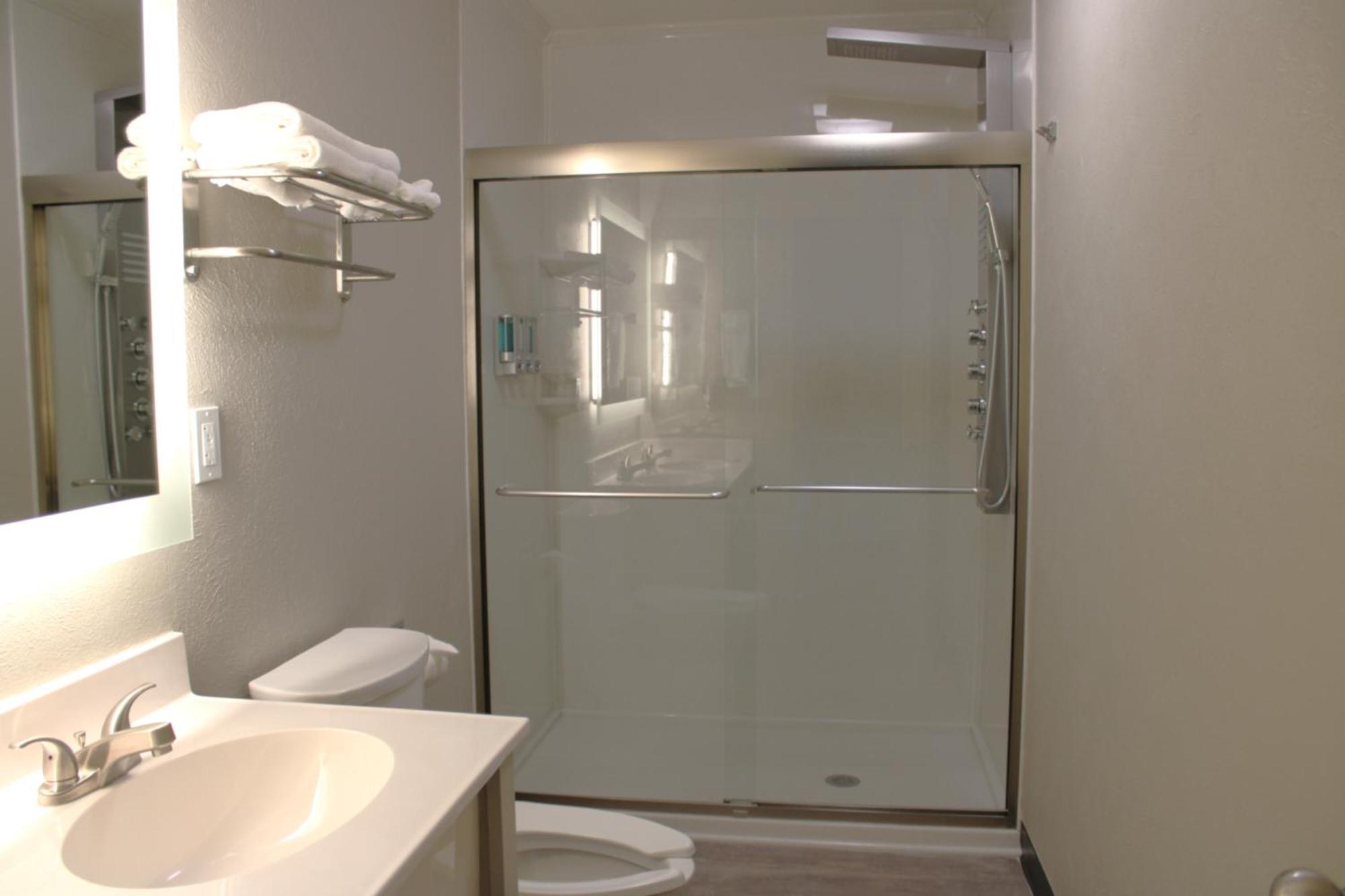 Boarders Inn And Suites By Cobblestone Lamar Missouri Экстерьер фото