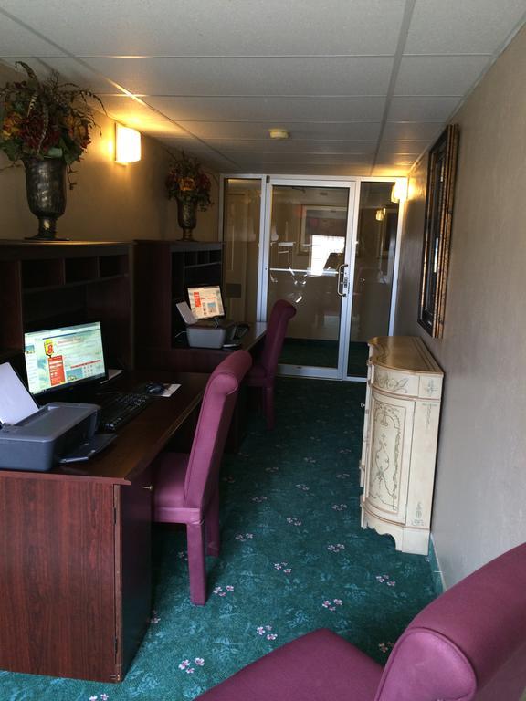 Boarders Inn And Suites By Cobblestone Lamar Missouri Экстерьер фото